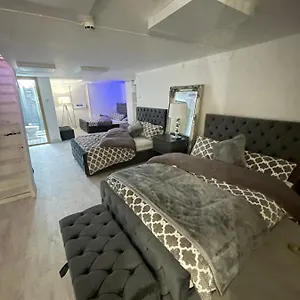 Aparthotel Cwtch Bay, Cardiff